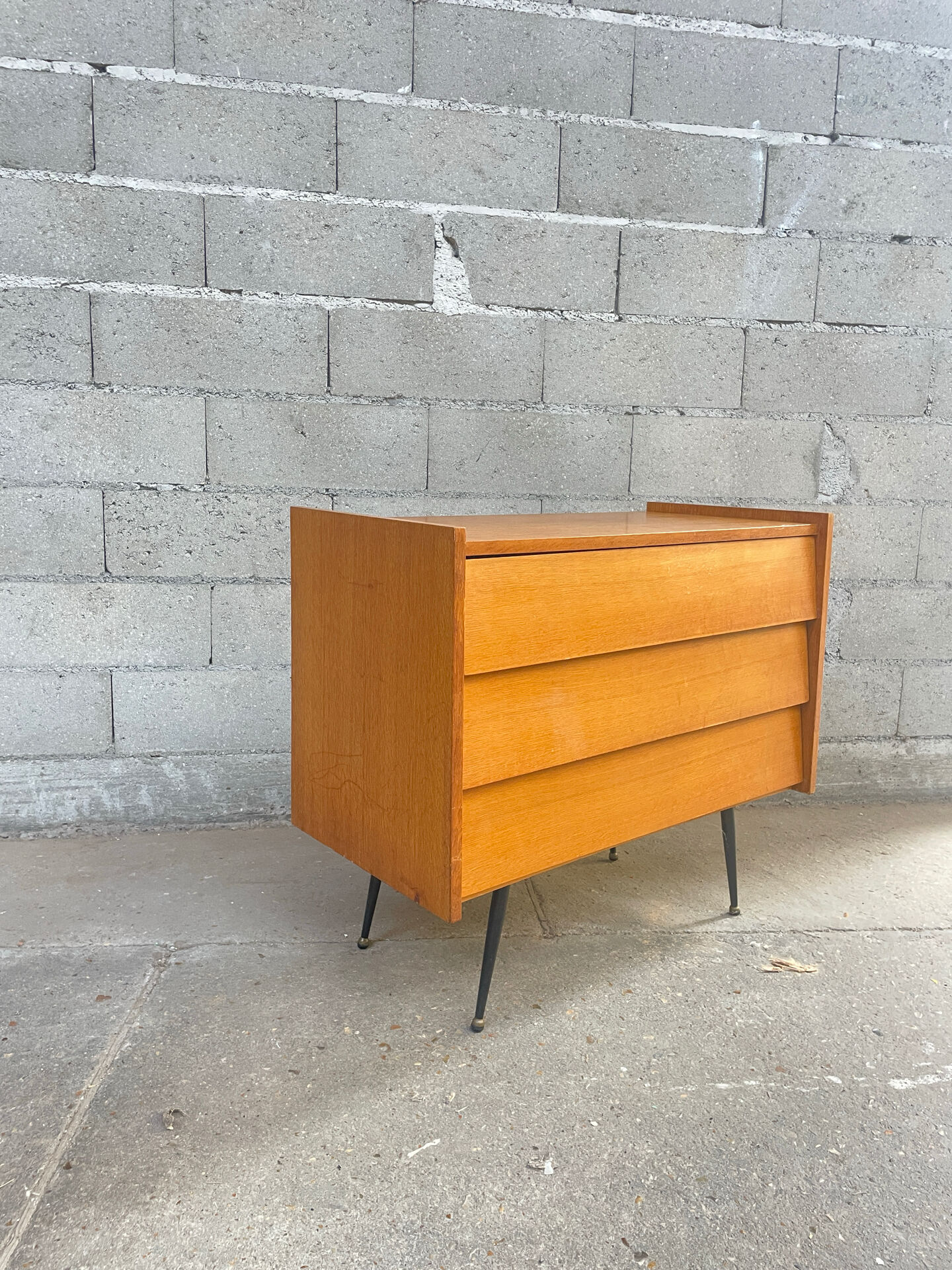 Commode vintage