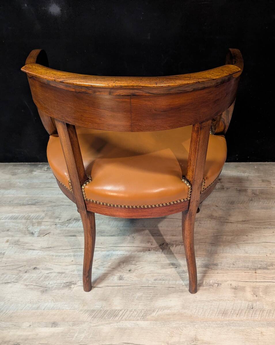 Walnut office chair, Restoration period