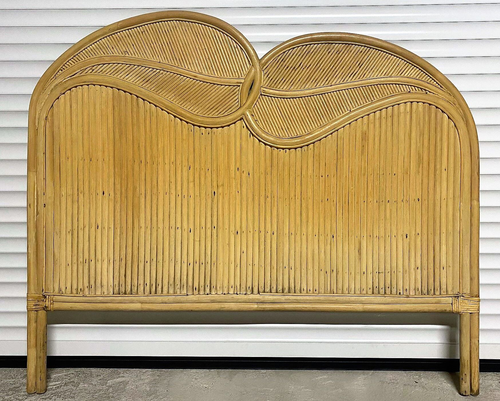 Rattan braiding headboard