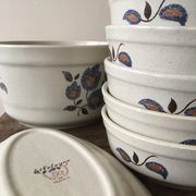 Salad bowl and 5 assorted hollow plates St-Amand Sologne
