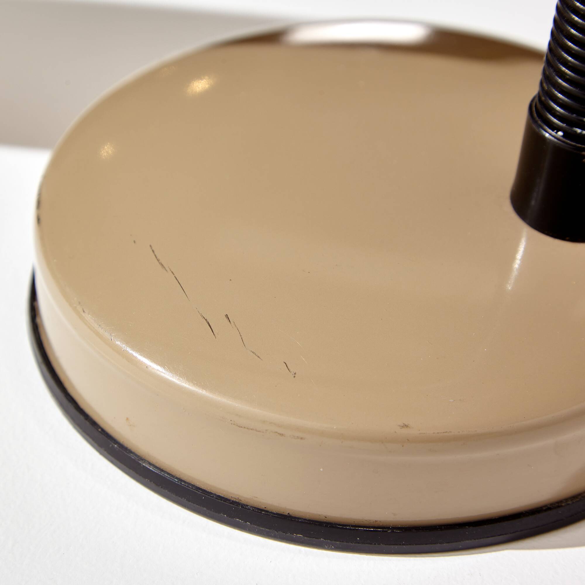 MK9213 Veneta Lumi table lamp