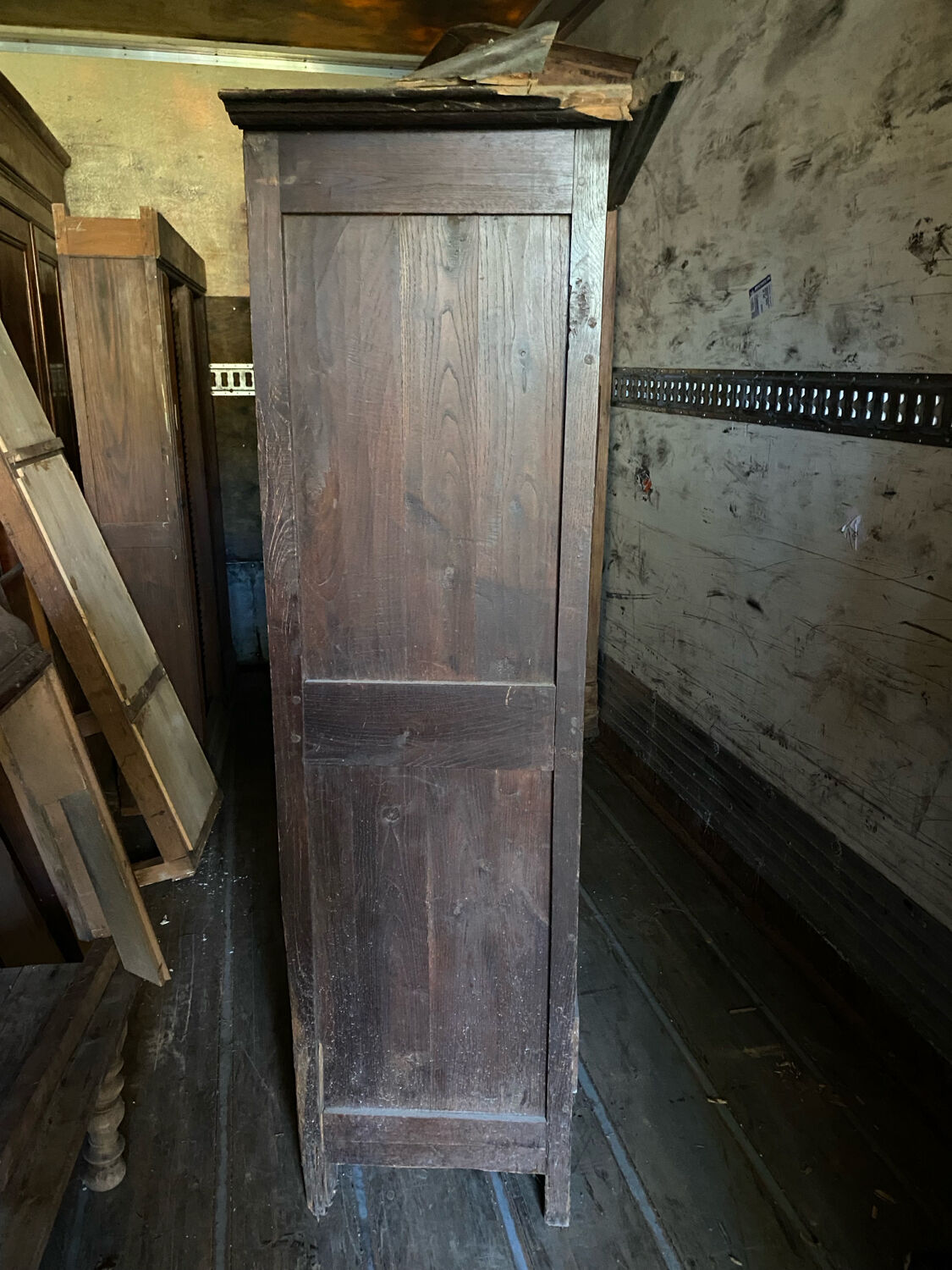 Breton hosiery maker