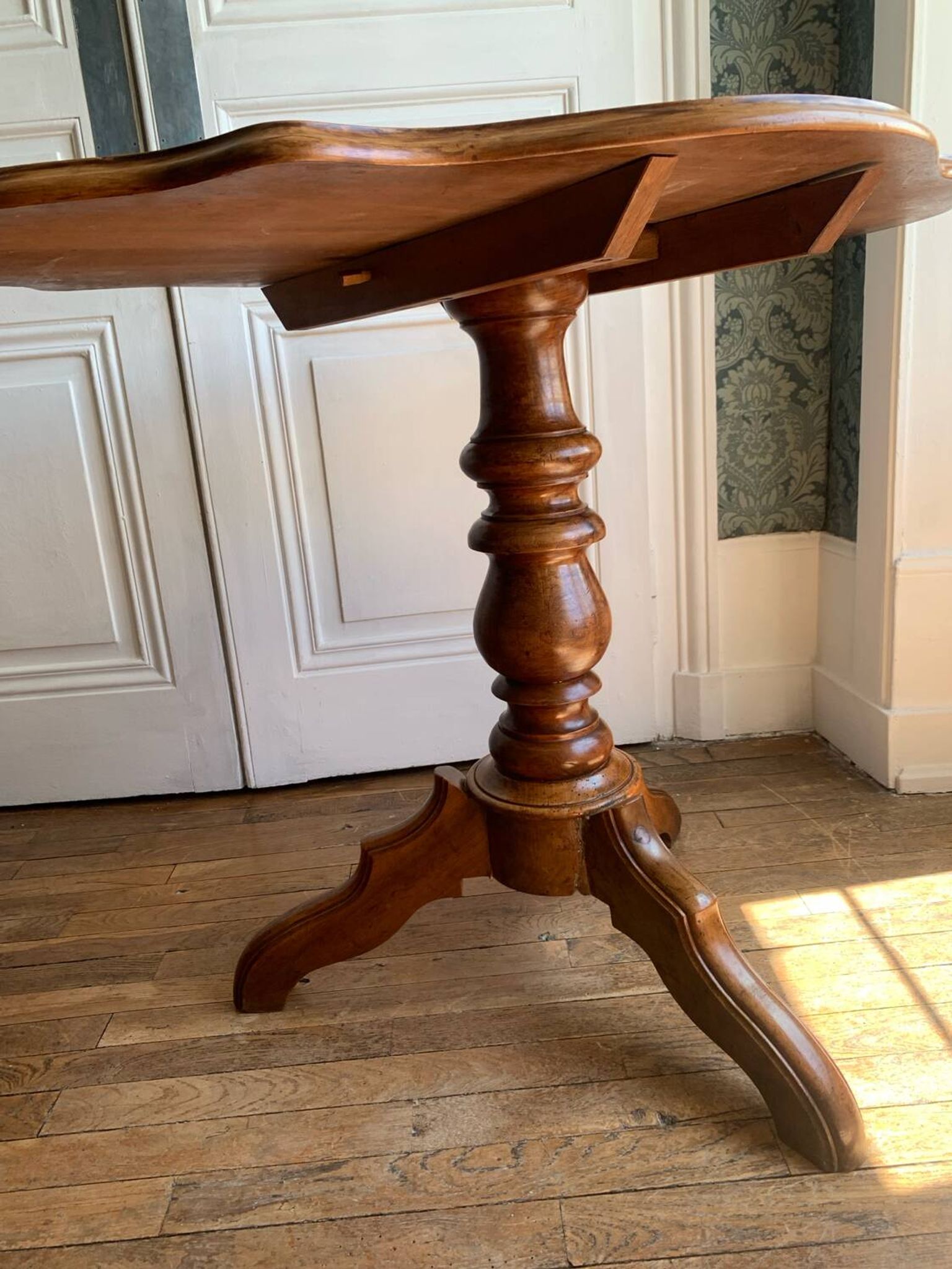 Table violon Louis Philippe