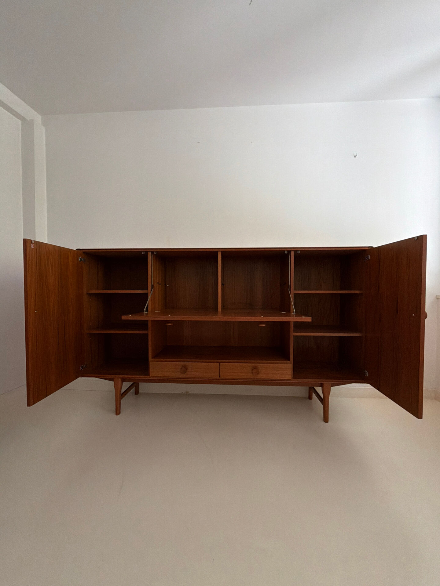 Fristho Secretary Bar Cabinet