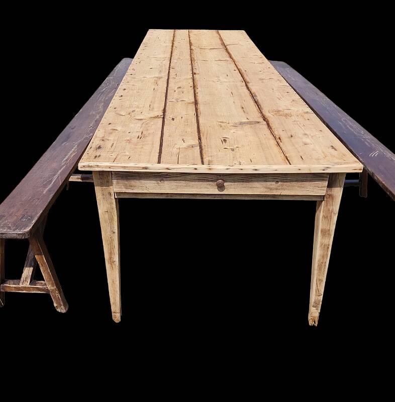 400 cm farm table and two benches