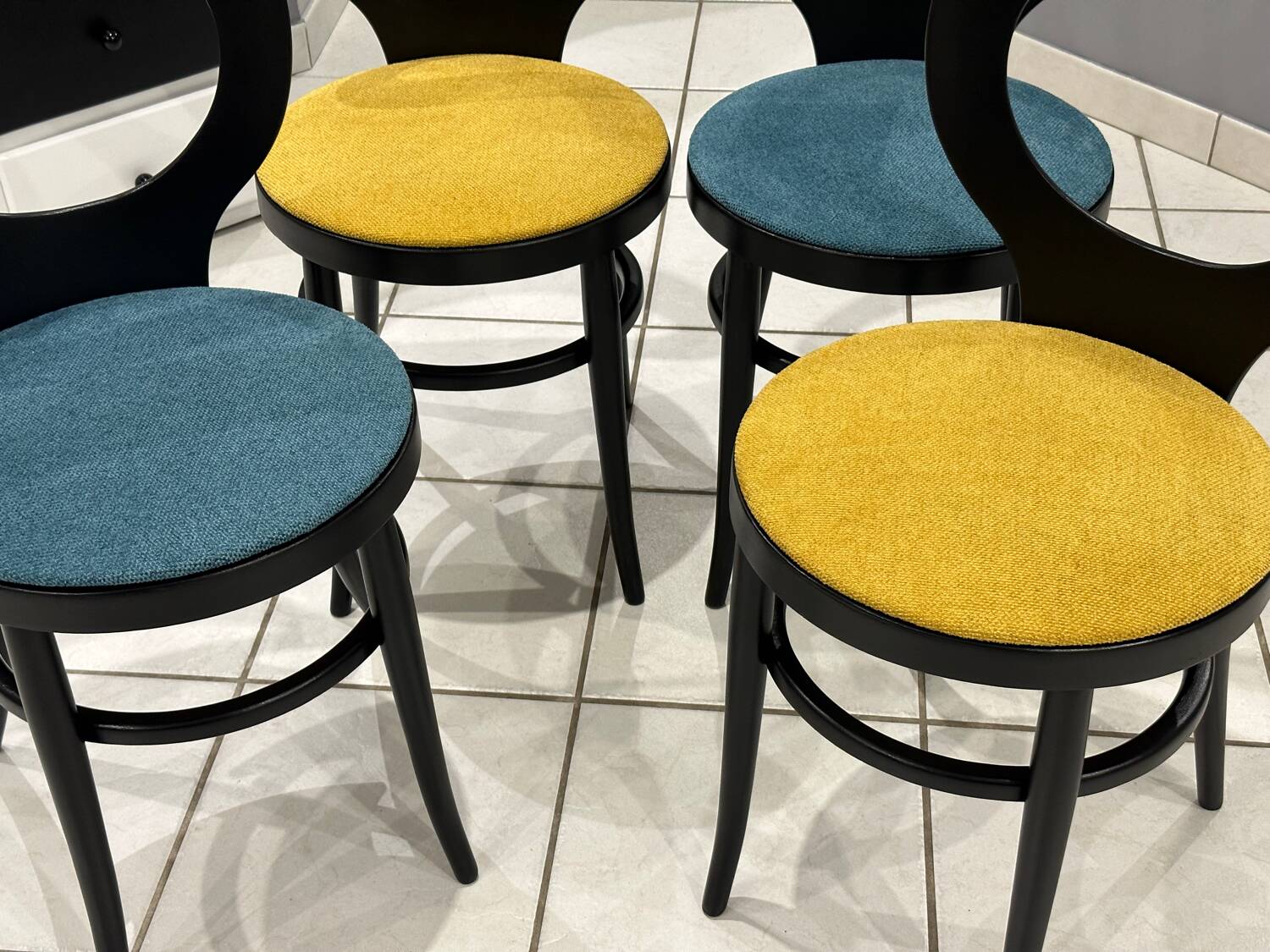 Set of 4 Baumann Bistro chairs, Mouette model, vintage 1970