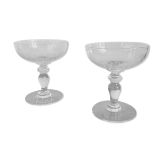 2 glasses of champagne 1900 in crystal