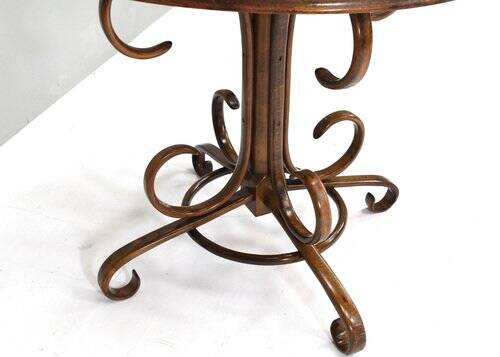 Bistro dining table in bentwood and cane from Alvar Aalto by Thonet