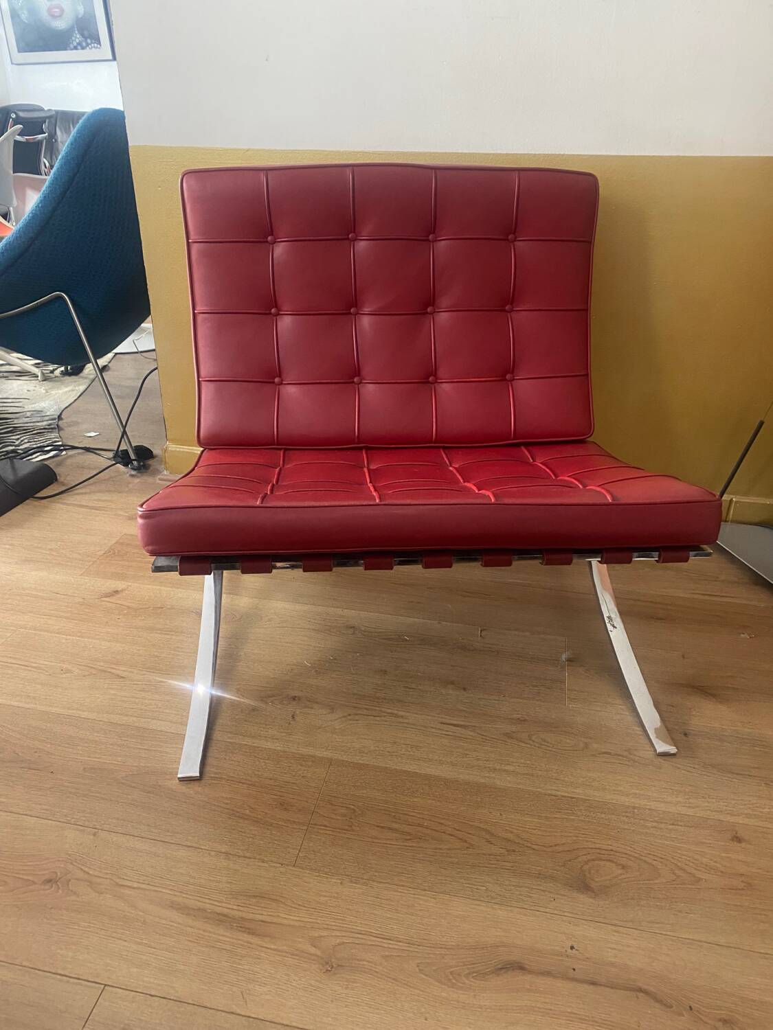 Barcelona red leather chair Knoll edition