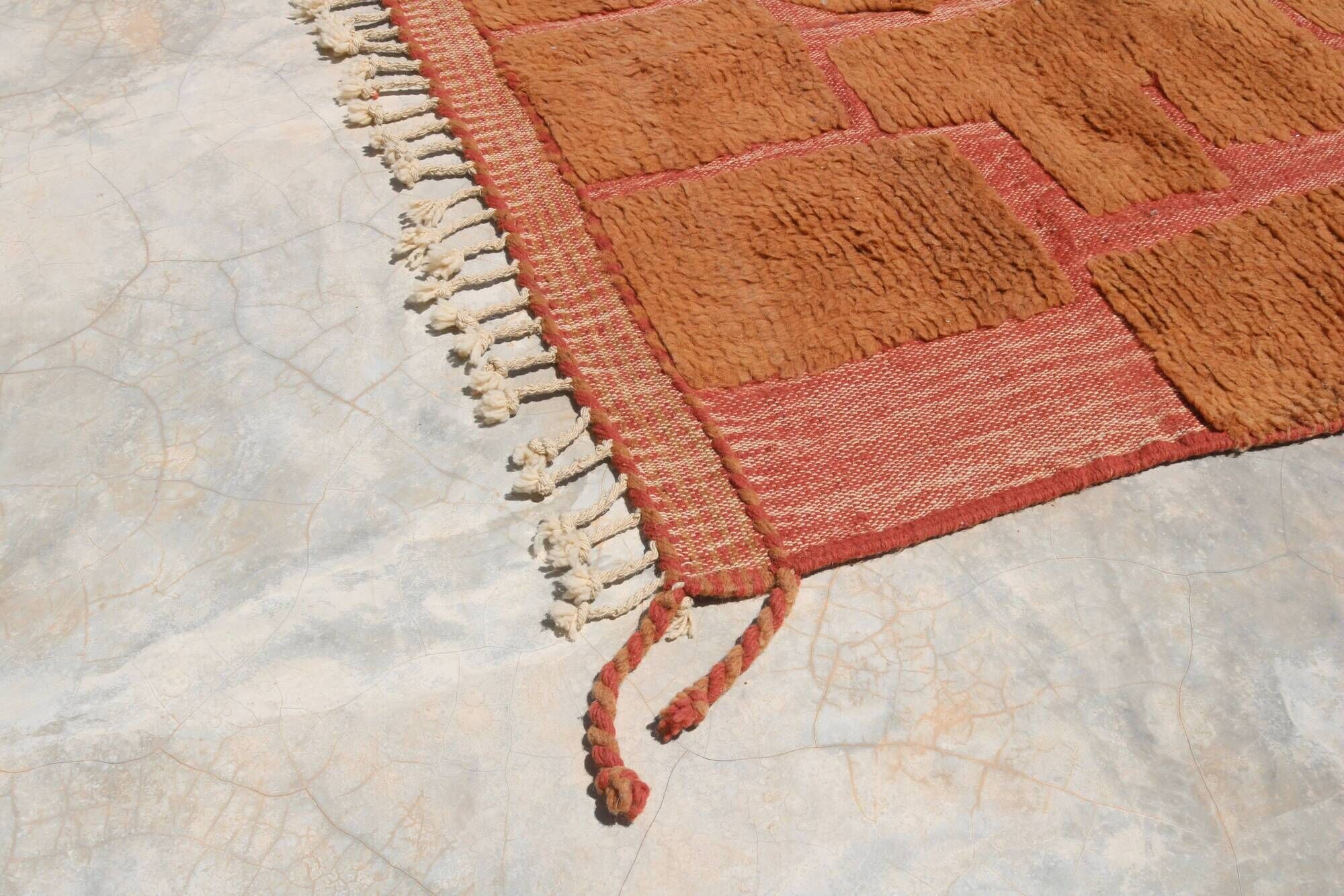 Handwoven Beni Ouarain rug 255×155cm – Terracotta & Clay - AZ821