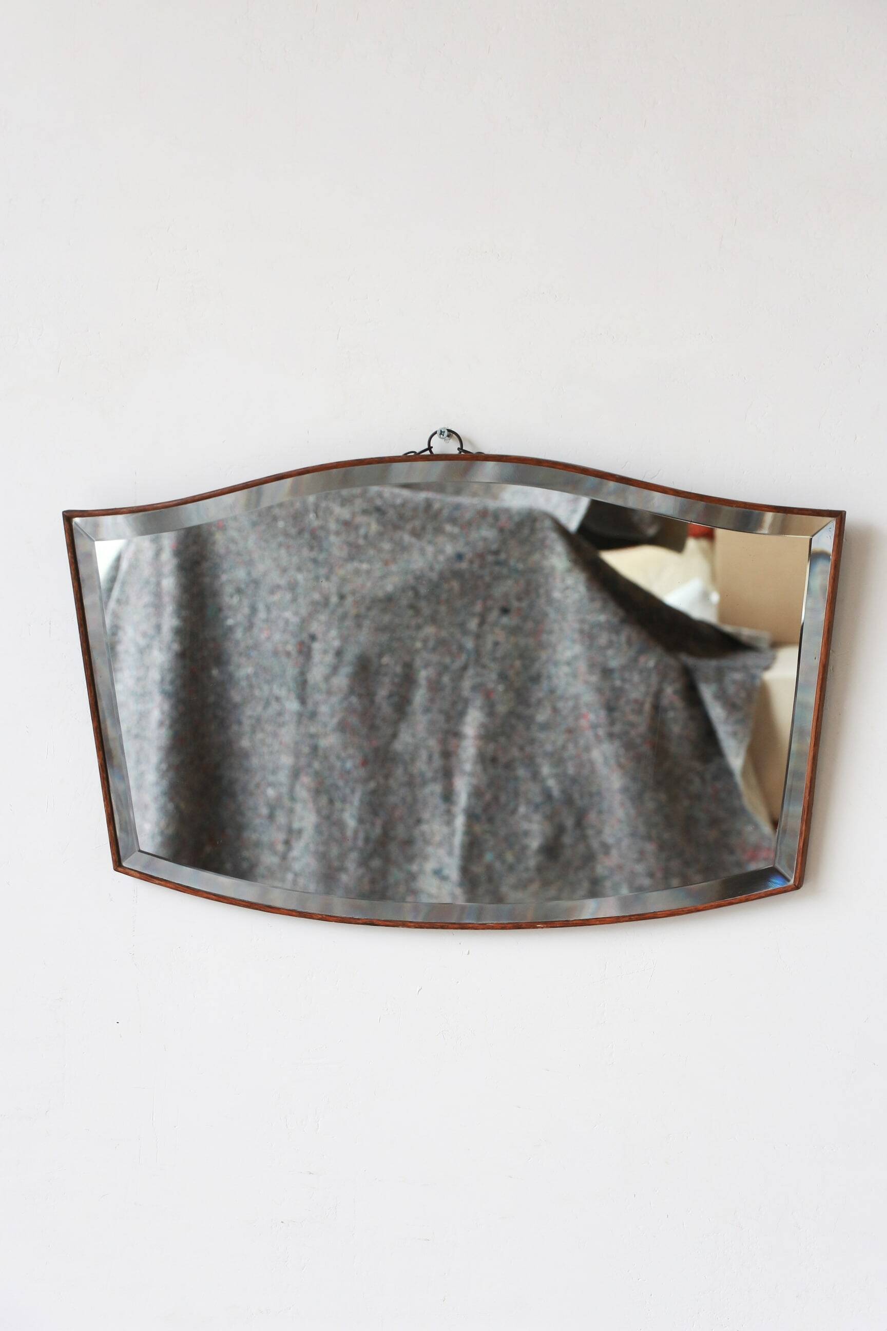 Beveled Mirror - Wooden outline - "Moustache" - 5.0