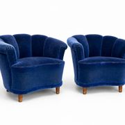 Swedish modern lounge chairs, clam shaped, 1940s Scandinavian design