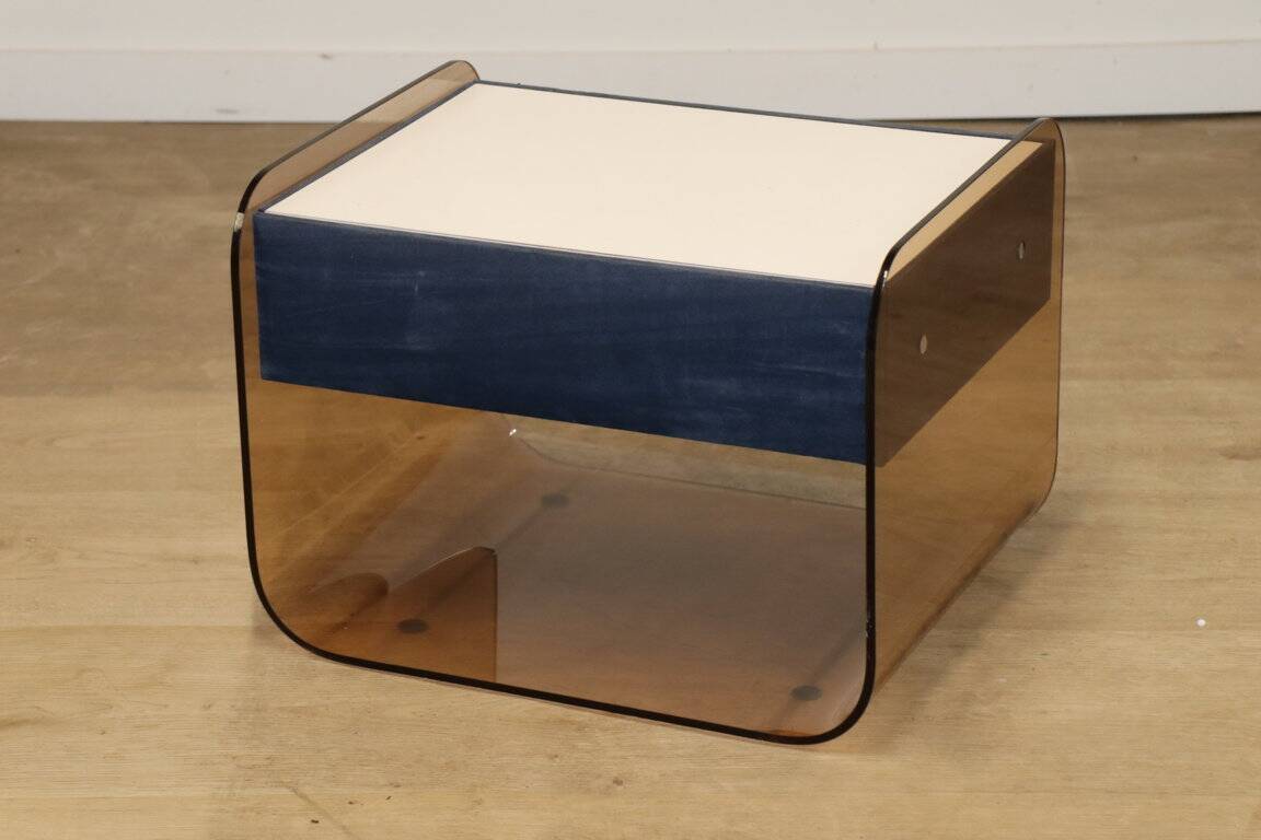 Table de chevet vintage style Michel Dumas en plexiglass, 1970