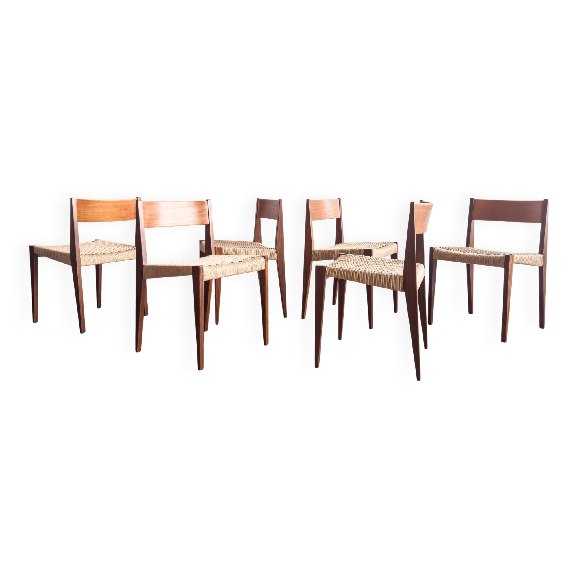 6 chairs by Poul Cadovius, walnut, with new seats, Mid Century.