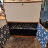 Secretary 60s restyled