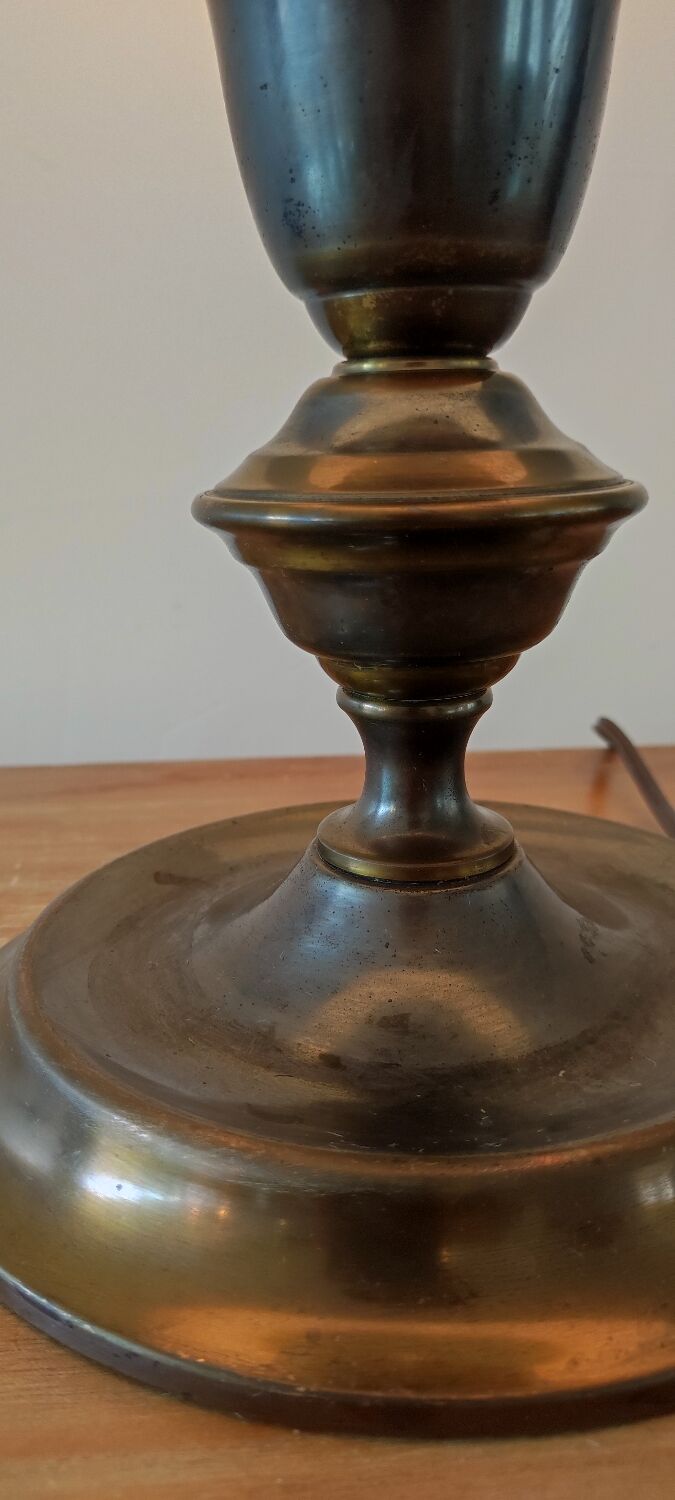 Lamp to table in red copper