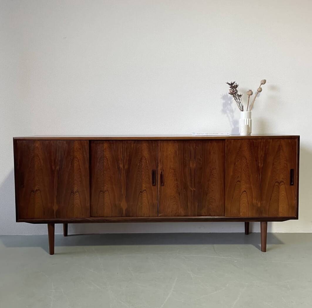 Vintage lowboard in rosewood