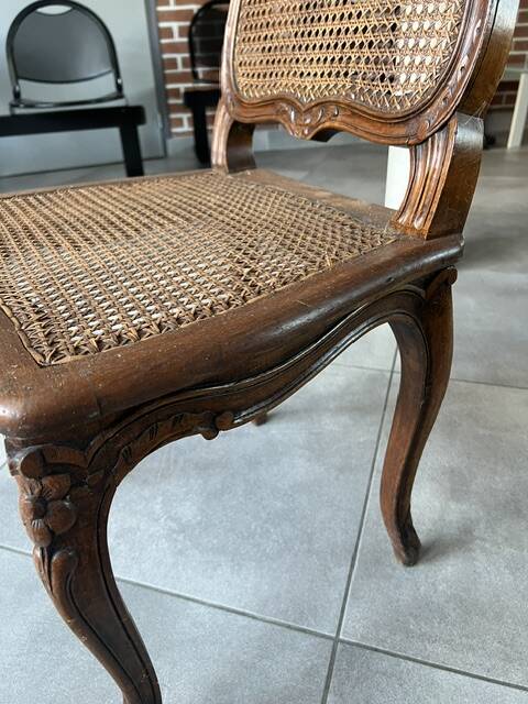SET OF 6 LOUIS XV CANED CHAIRS IN WALNUT