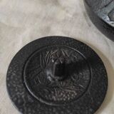 Cast-iron teapot