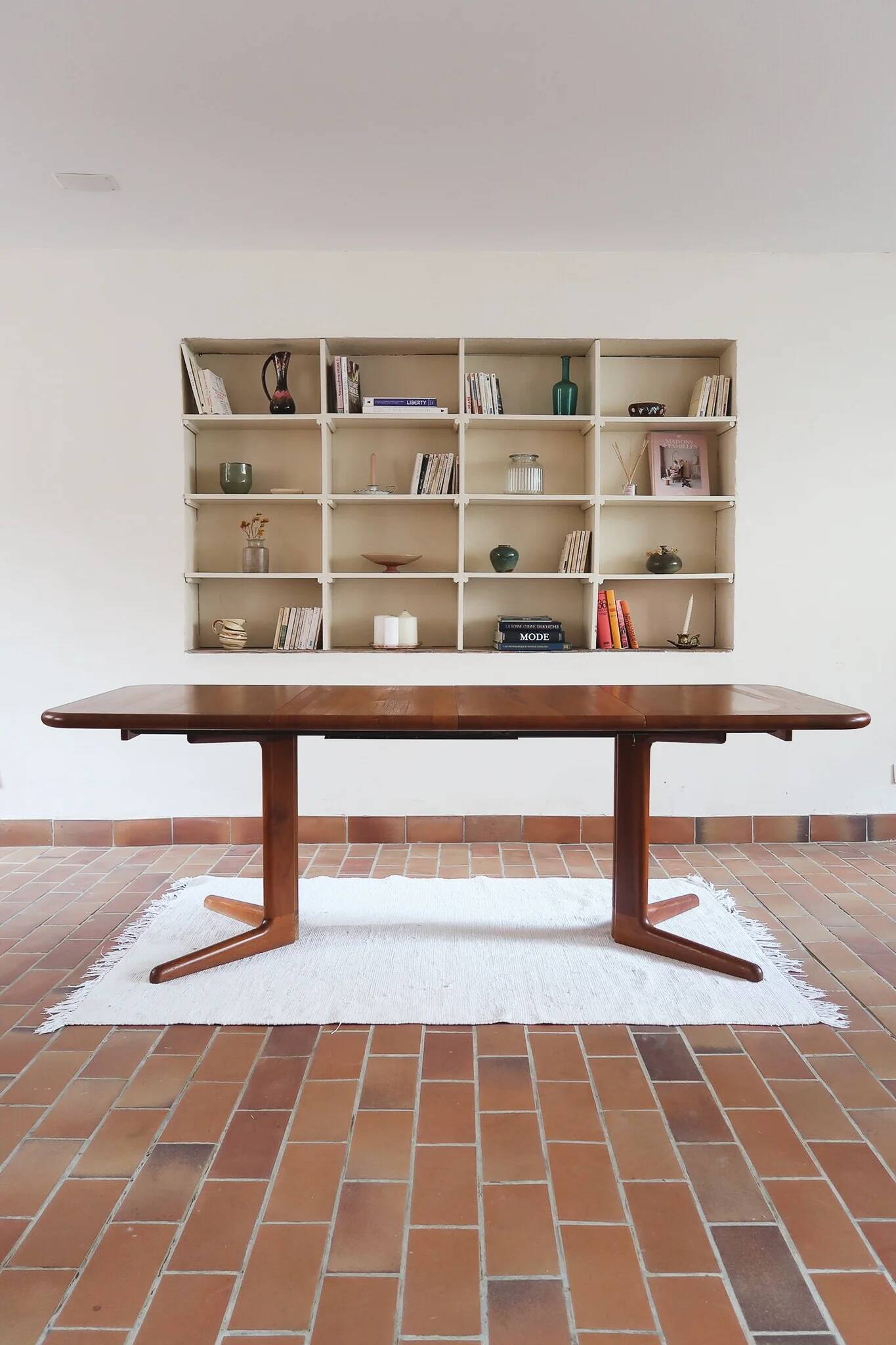 Table à manger danoise extensible en teck, pied central