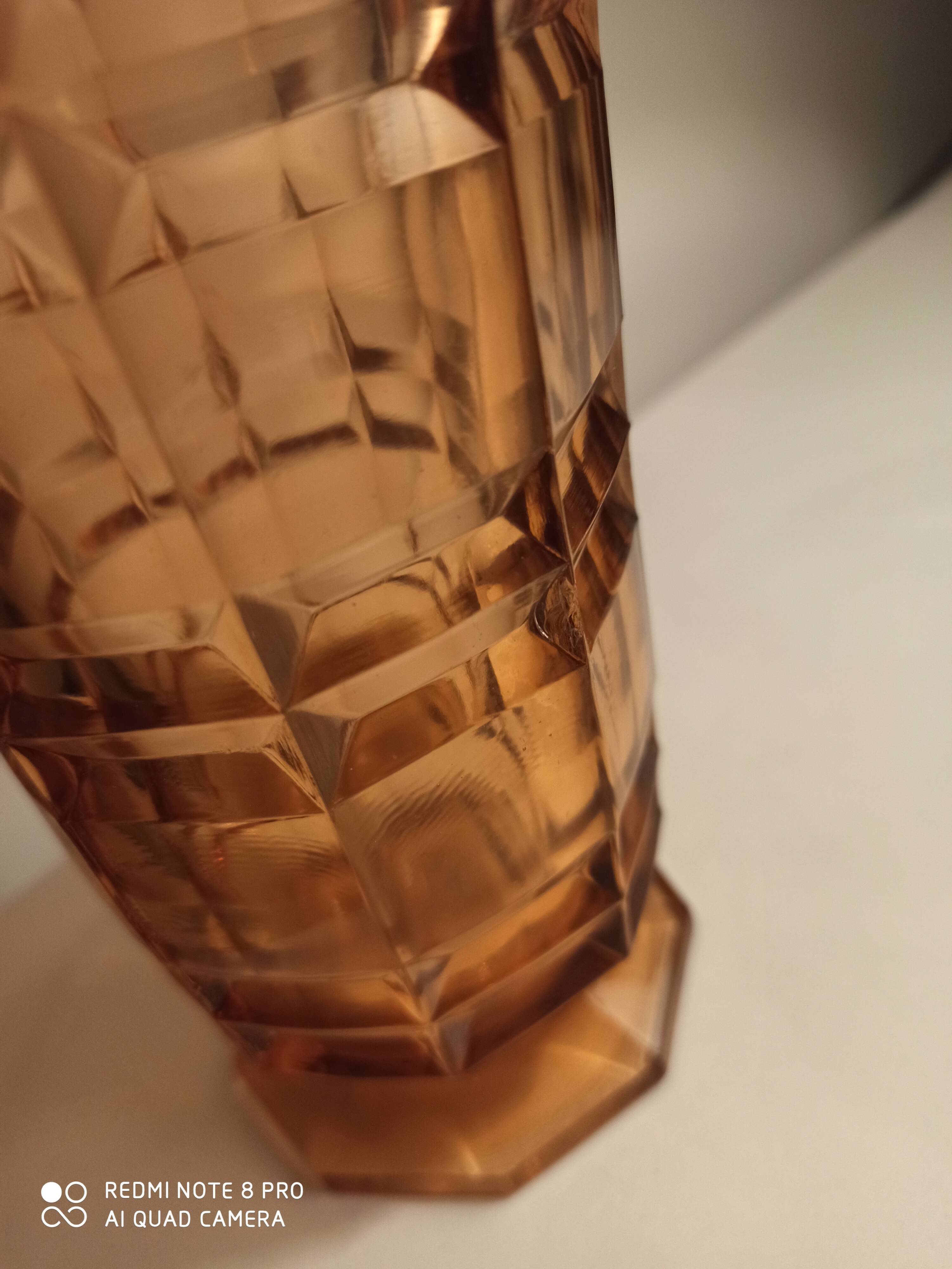 Vase à facettes art déco vintage
