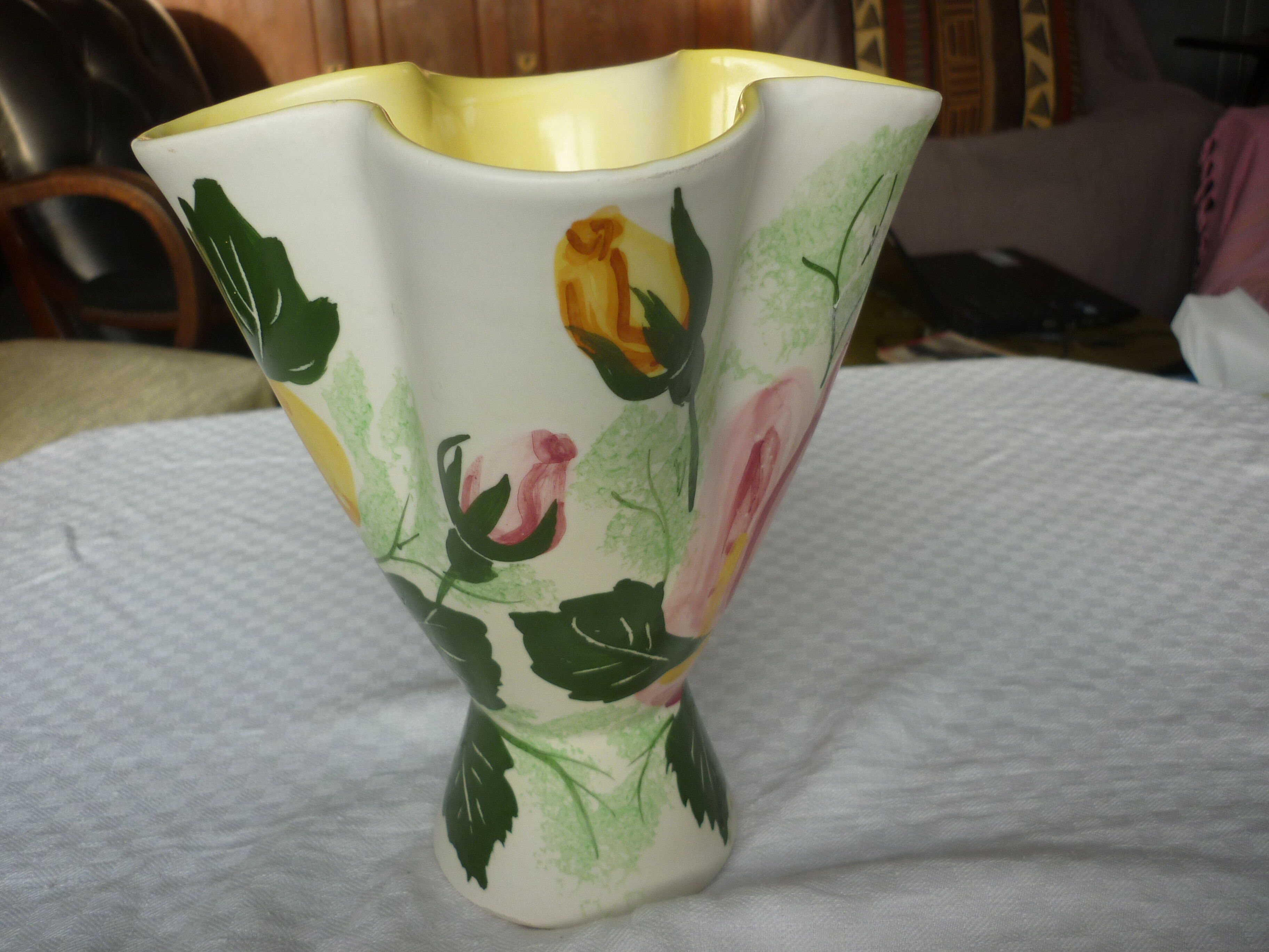 Vallauris cermal corolla vase