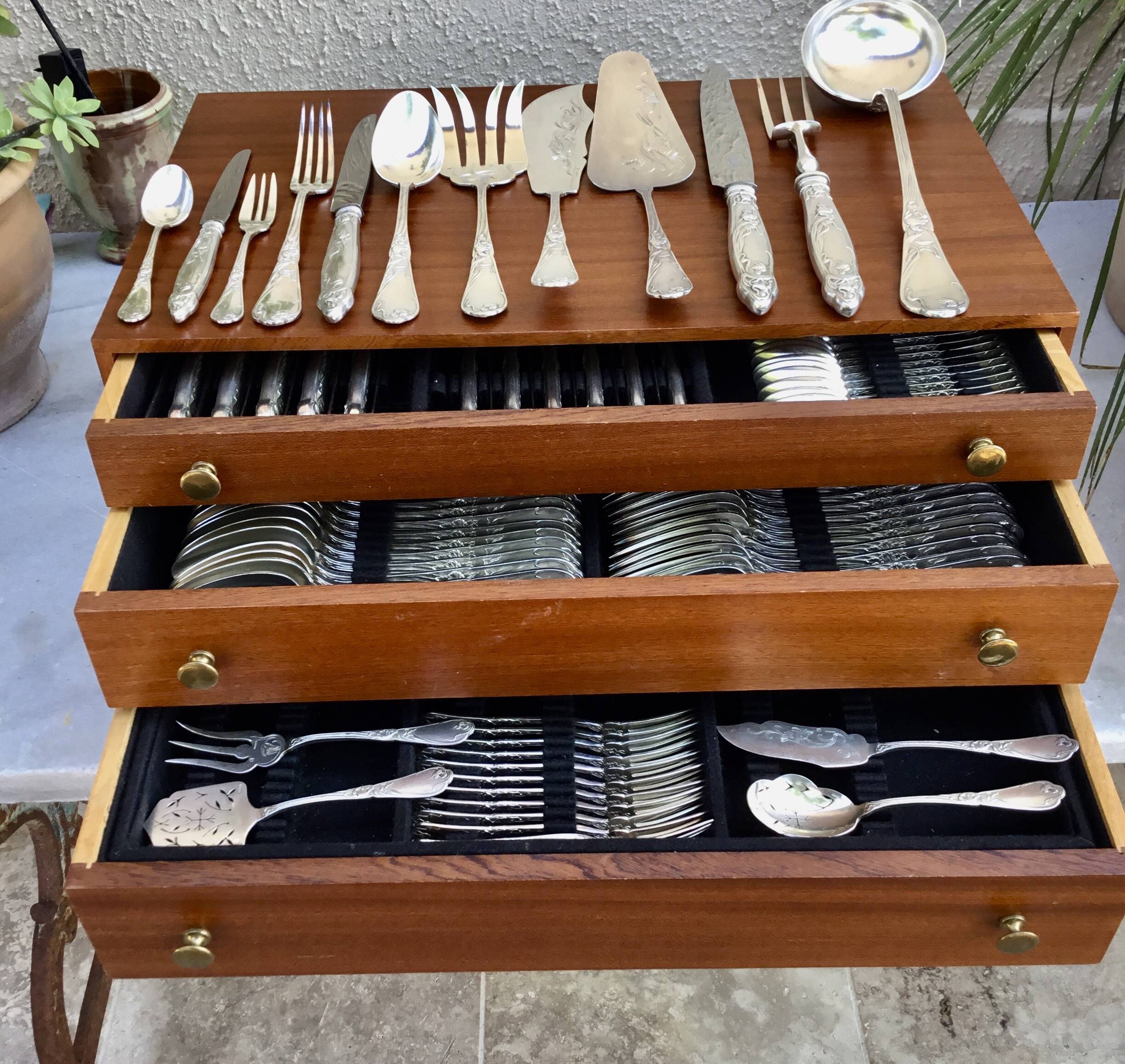 Art Nouveau style silver-plated cutlery set