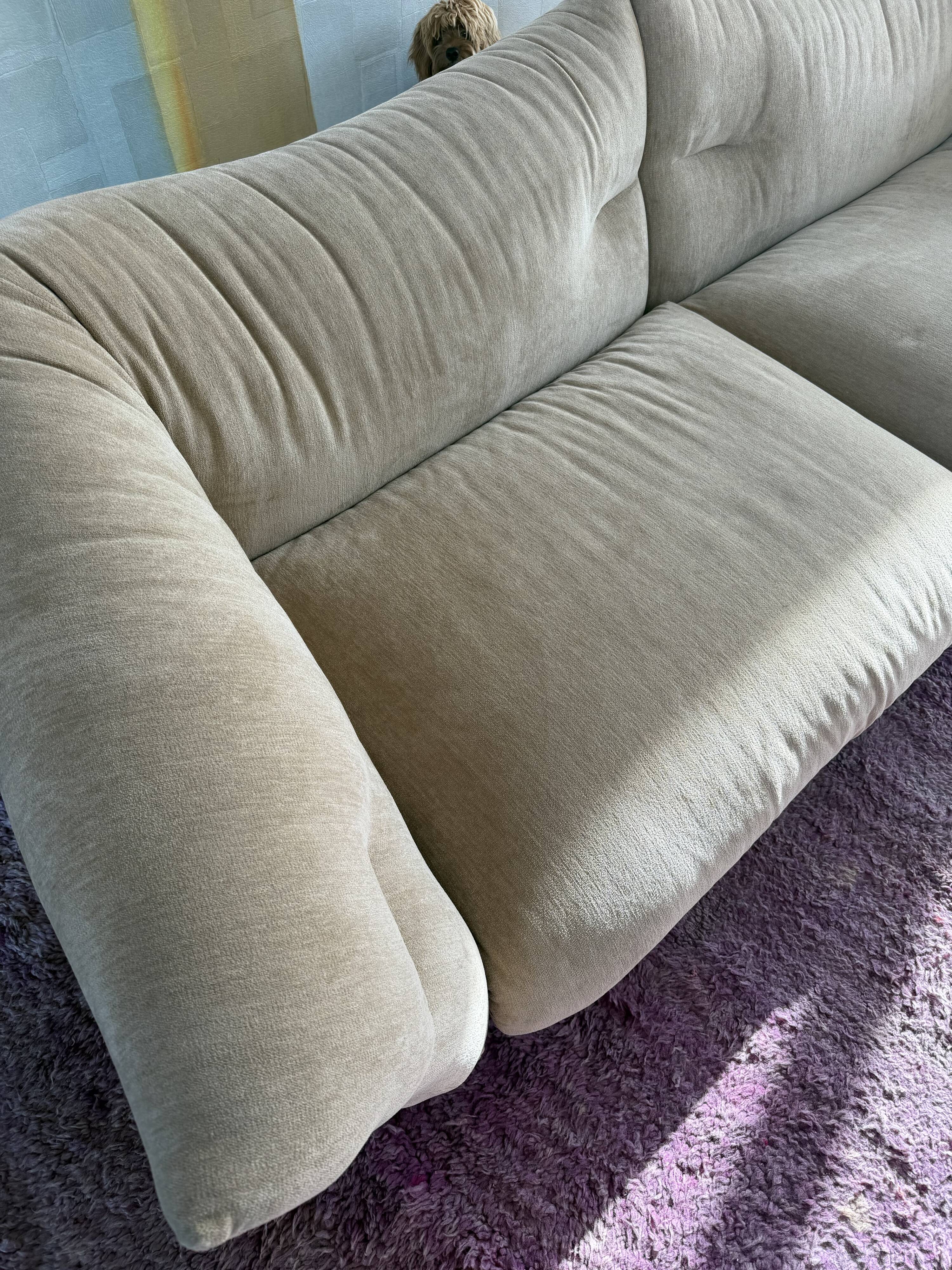 Canapé cassina moncloud