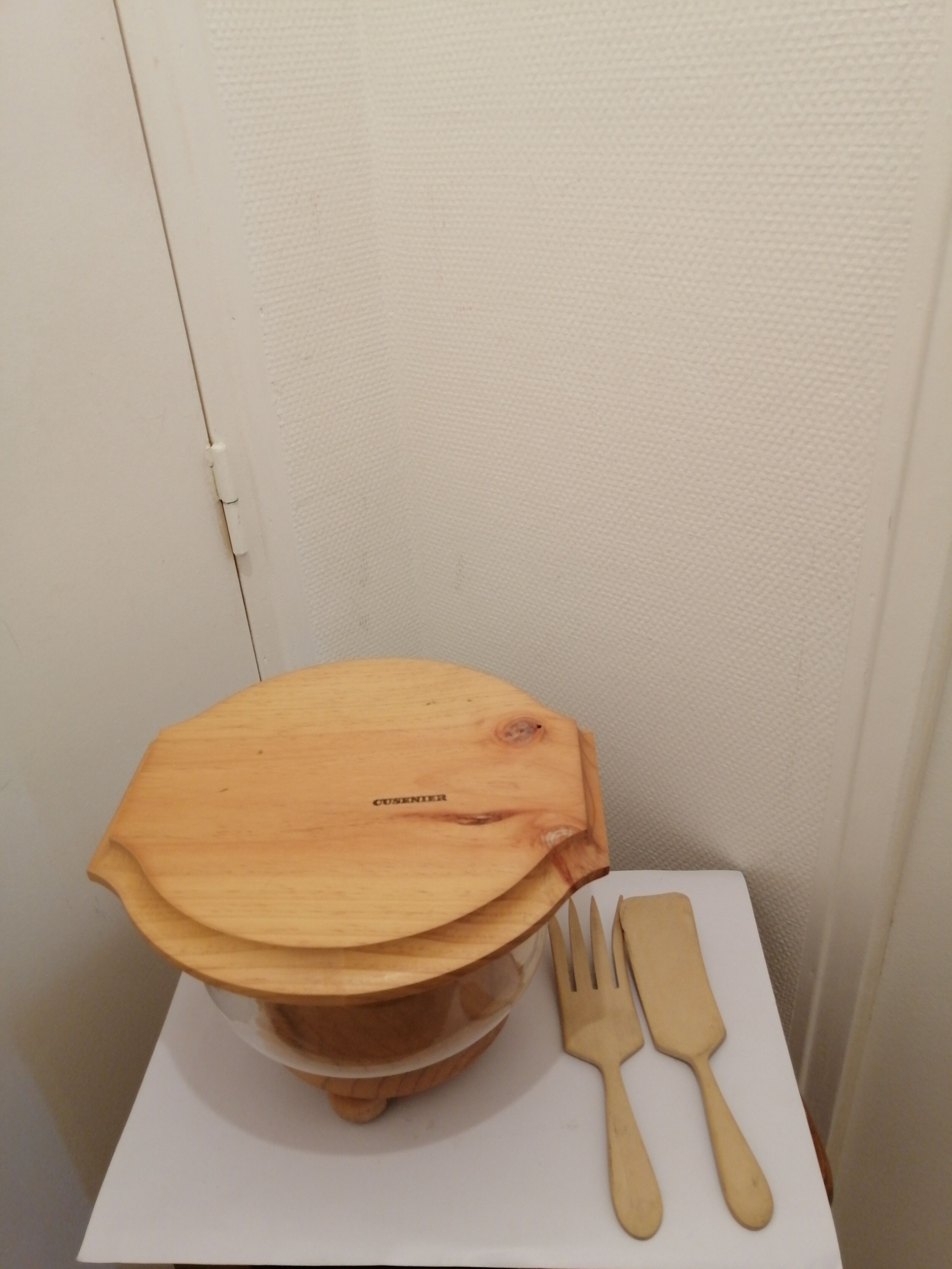Wooden and glass cake display