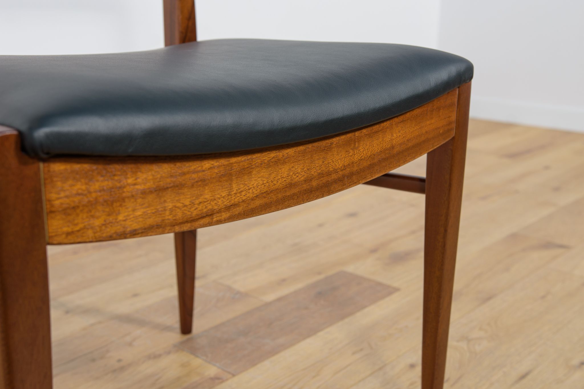 Chaises de salle à manger en teck du milieu du siècle, années 1960, ensemble de 6