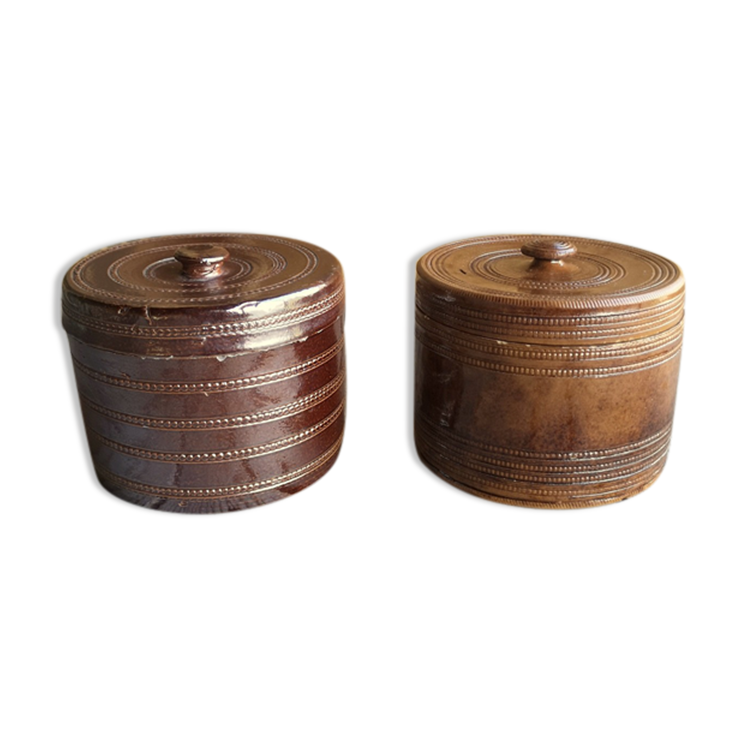 2 decorative sandstone boxes with lid