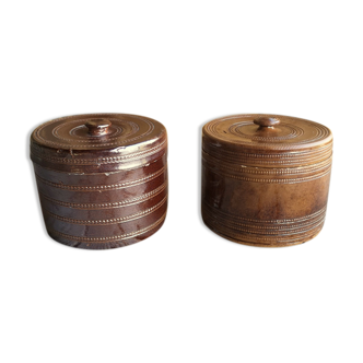 2 decorative sandstone boxes with lid