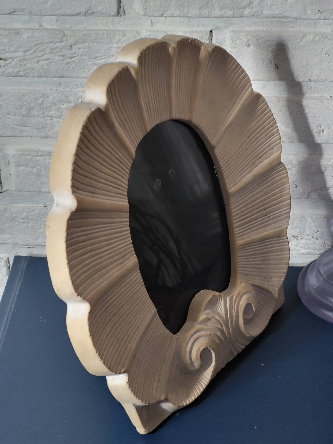 Seashell photo frame