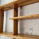 Trio d'étagères constructivistes en pin style Regain