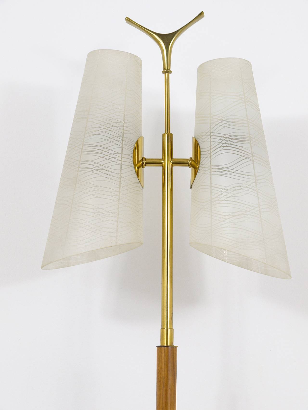 Mid-century brass floor lamp by Rupert Nikoll, Austria, 1950s.