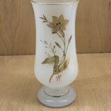 Vase en opaline blanc