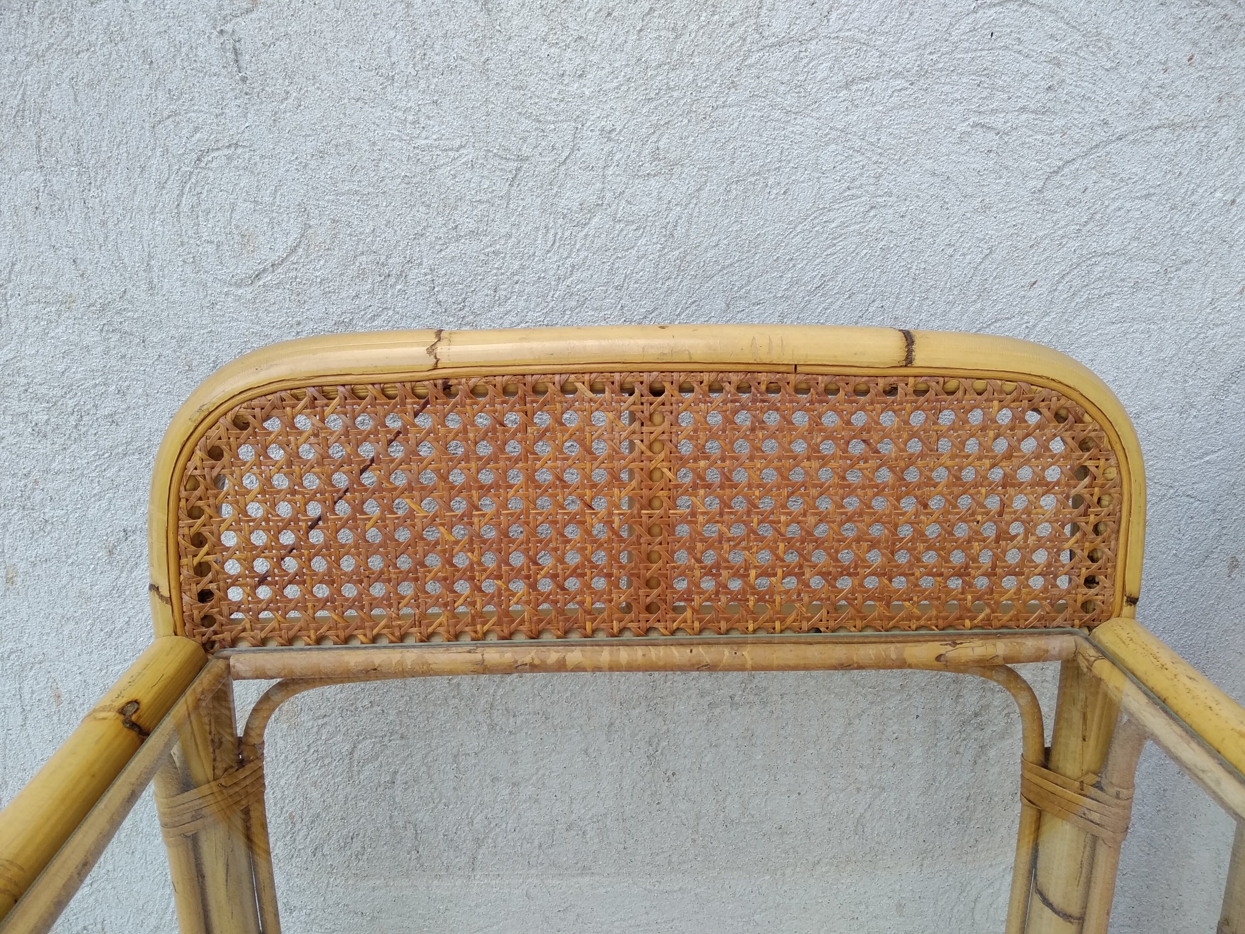 Paire de chevets vintage rotin et verre