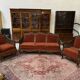 Salon baroque en velours bordeaux et bois