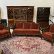 Baroque living room in burgundy velvet and wood