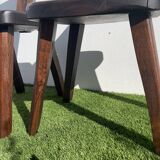 Pair of brutalist T-shaped chairs, solid Aranjou elm, design Olavi Hanninen, 1970