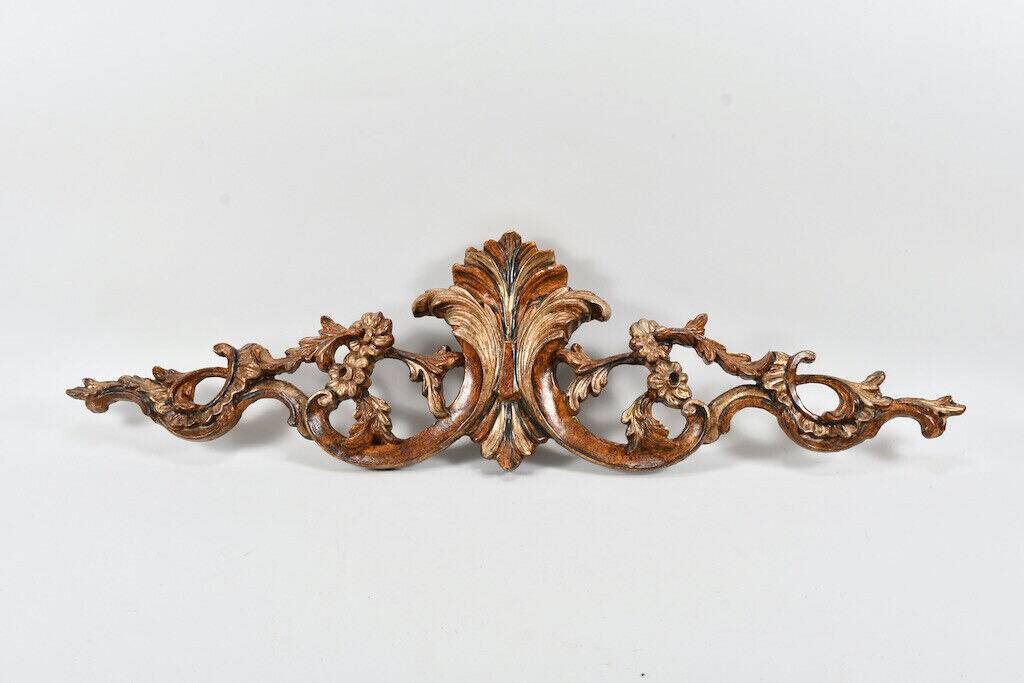 Fronton Dessus de porte bois sculpté Louis XV