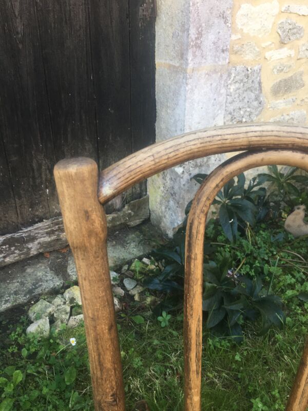 Chaise bistrot cannée
