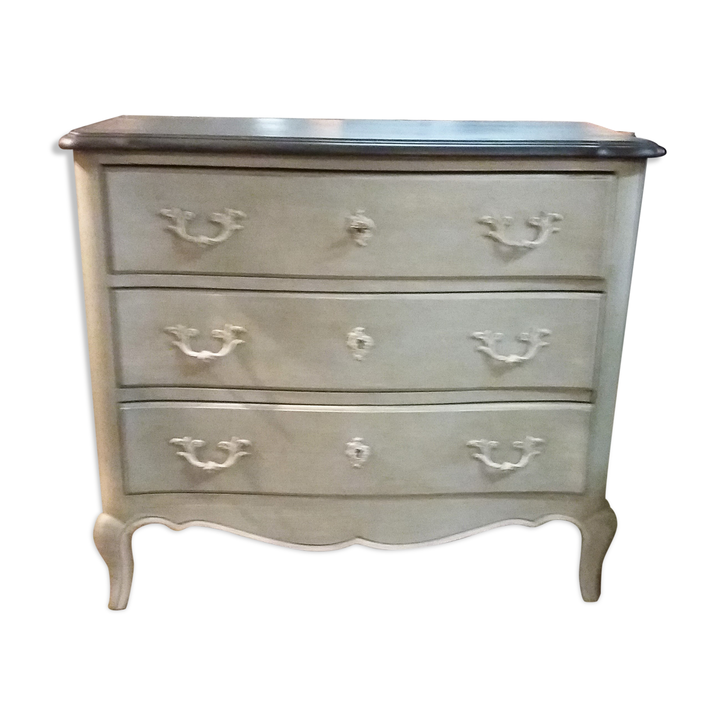 Commode style Louis XV patinée