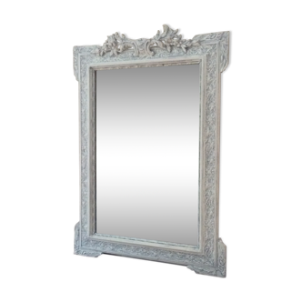 Miroir fin XIXème avec patine grise sur fond blanc 116 x 82 cm