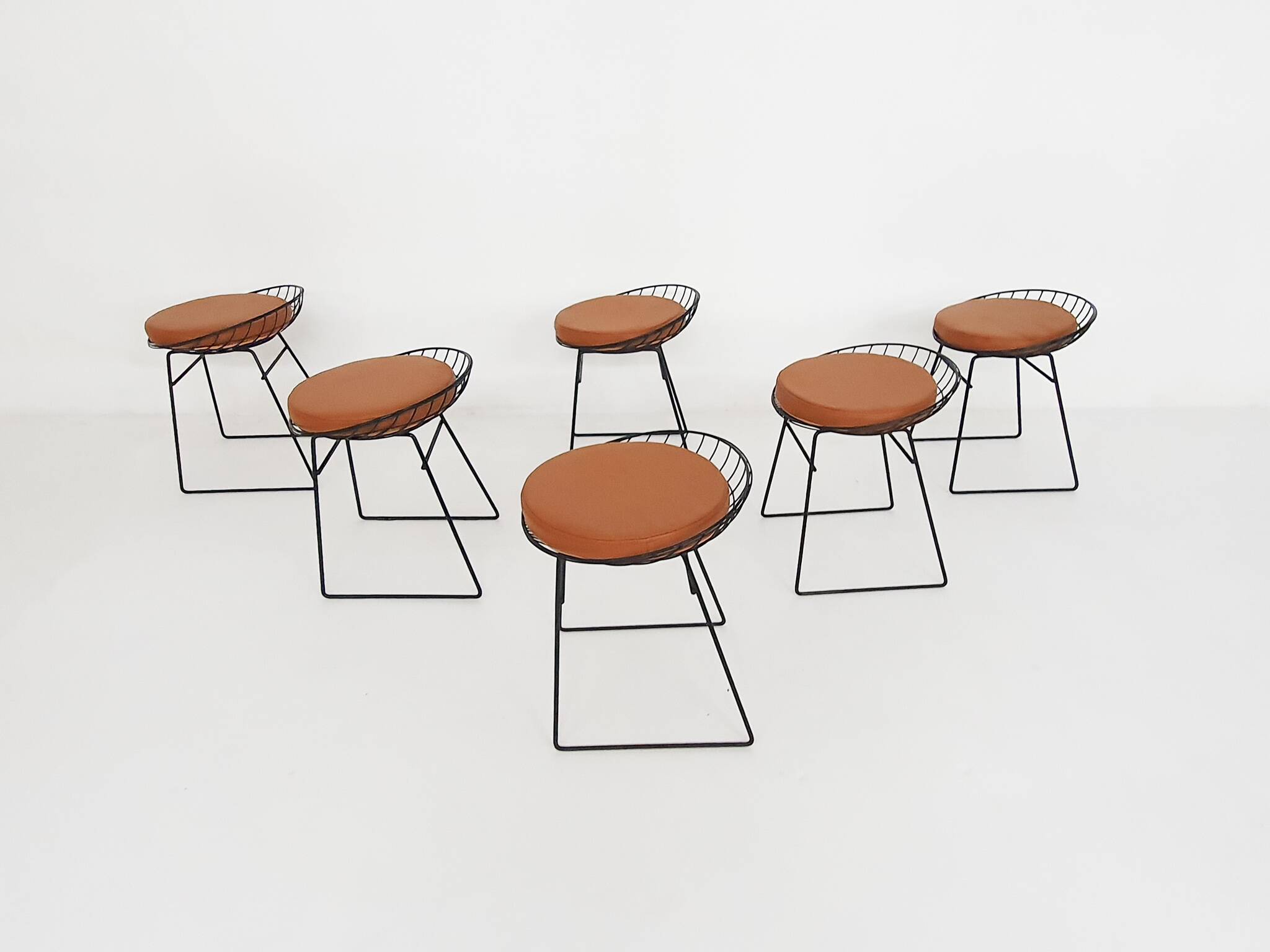 Cees Braakman for Pastoe KM05 metal wire stools, The Netherlands 1958