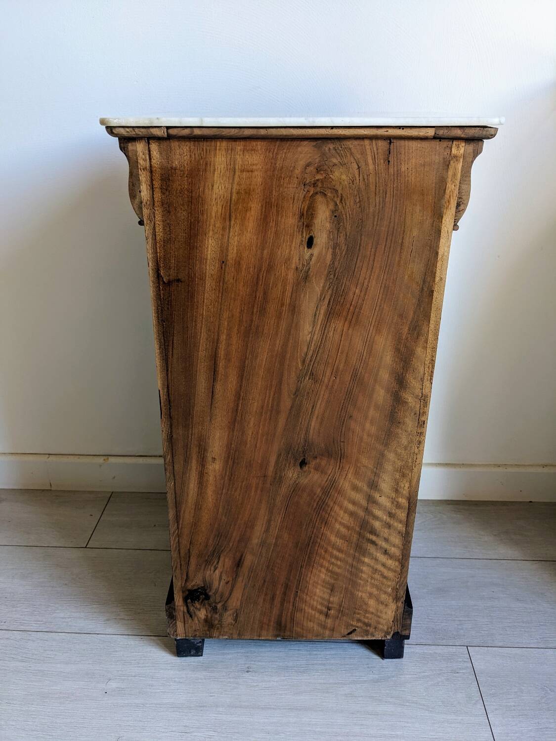 Table de chevet style Louis Philippe