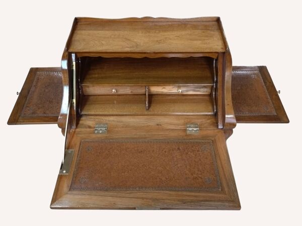 Petit bureau de pente