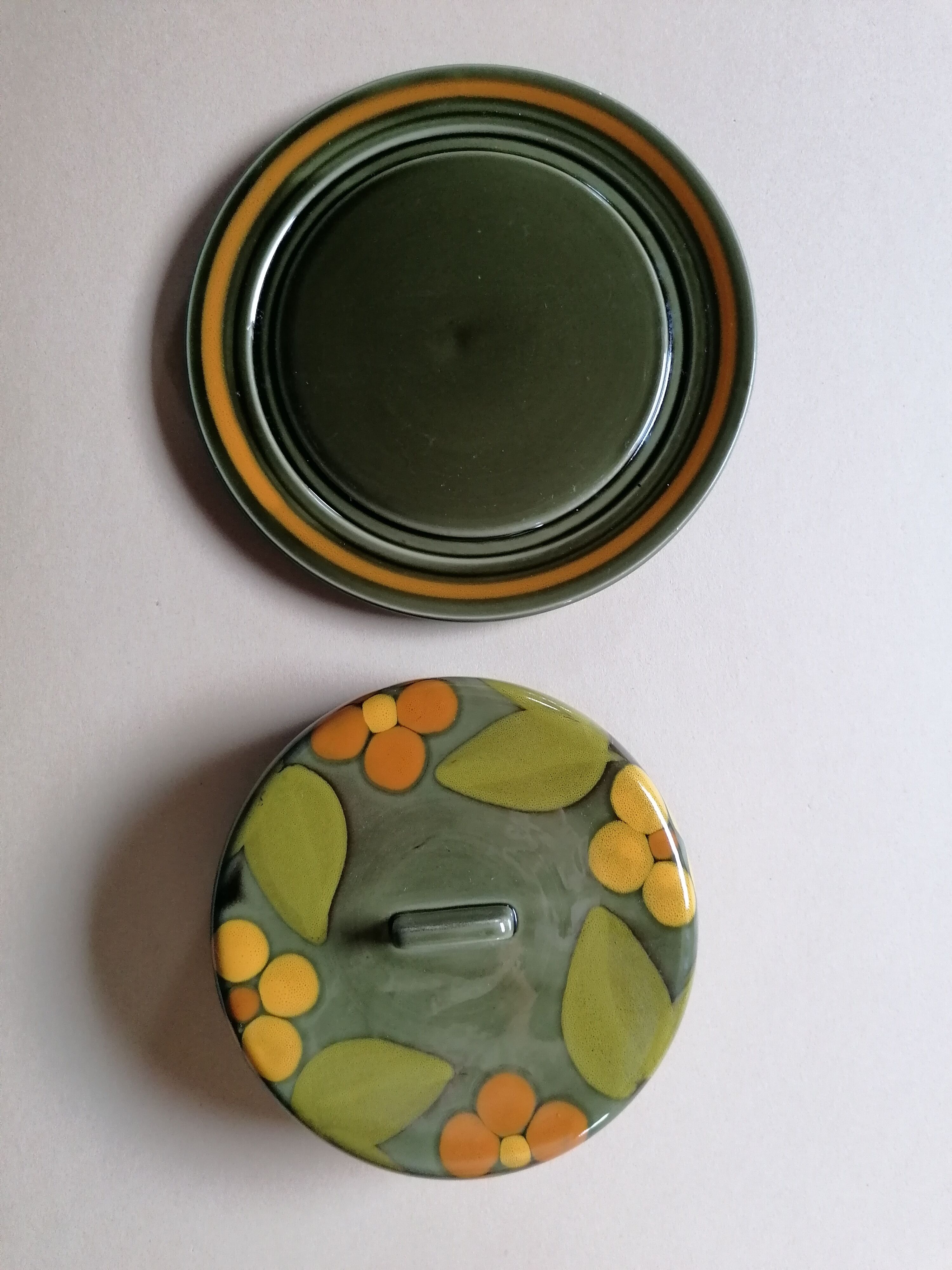 Pornic pottery cheese dish