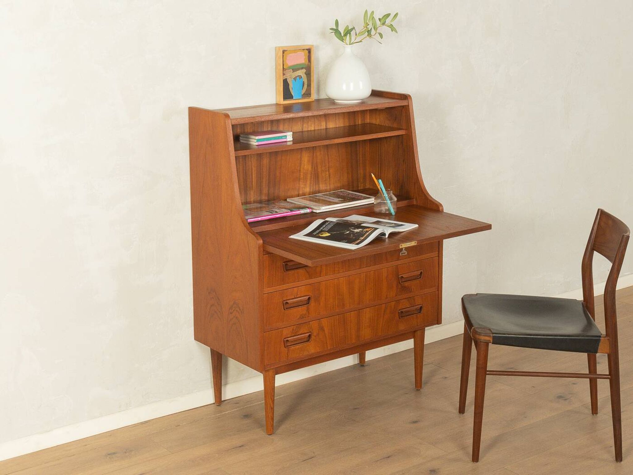 1960s Bureau, Gunnar Nielsen Tibergaard
