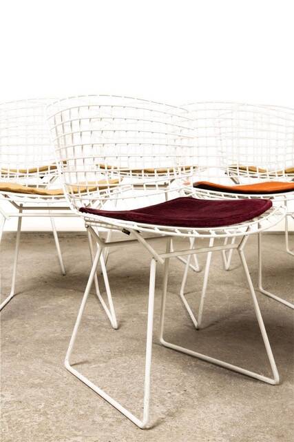 Harry BERTOIA (1915-1978) for KNOLL INTERNATIONAL, publisher. 4 Chairs